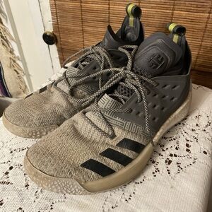 Adidas Harden basketball sneakers concrete gray a AH2122 men’s size 12